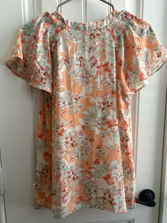 Rose & Olive Peach Floral Blouse - Picture 3 of 4